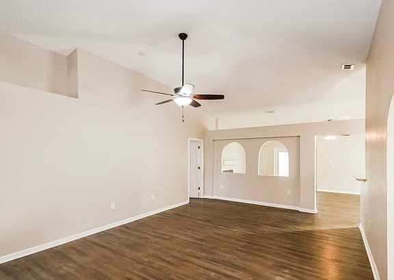 2nd image of 1386 Oden Ct