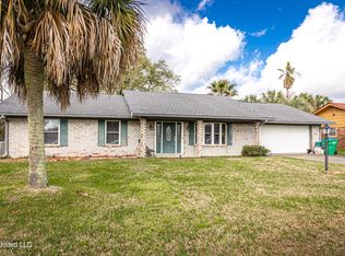 11533 Barrone St, Gulfport, MS 39503