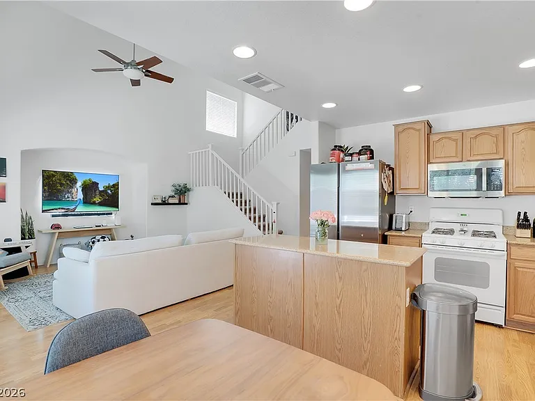 9228 Freedom Heights Ave — Photo 6
