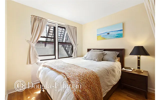 Rented by Douglas Elliman | media 7