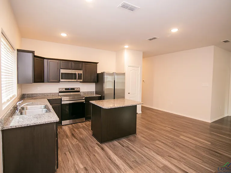 1123 Mission Creek Dr — Photo 16
