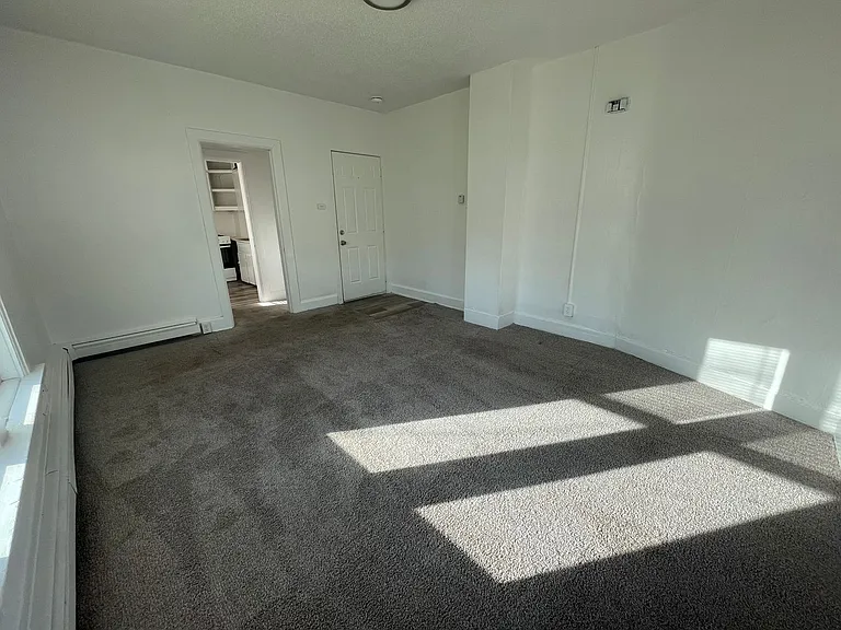 705 13th Ave — Photo 1