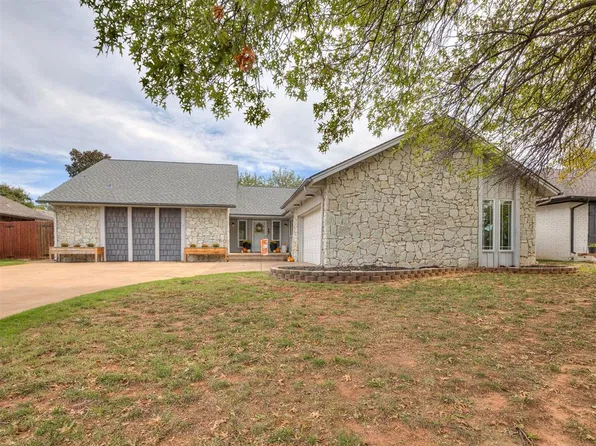 12016 Robinwood Pl, Oklahoma City, OK 73120