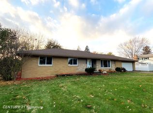 4055 N Wayside Dr, Saginaw, MI