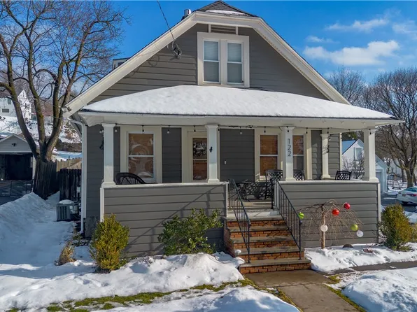 122 Century Dr, Syracuse, NY 13209