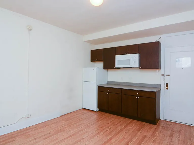 3335 W Diversey Ave #802 — Photo 9