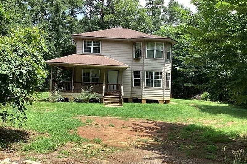1st image of 189 Forest St