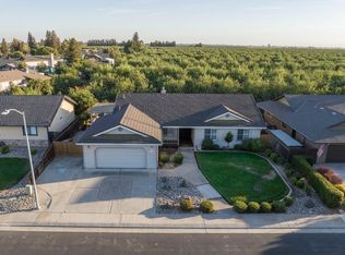 463 Valdapena Way, Escalon, CA 95320