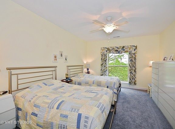 5th image of 2676 Stone Cir Unit 306