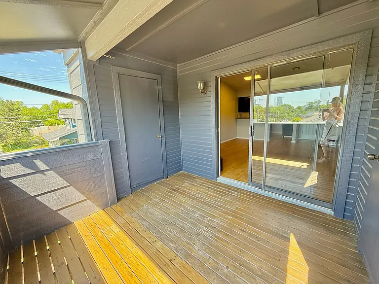 1207 S Quaker Ave #201 — Photo 14