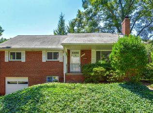 4200 31st St N, Arlington, VA 22207