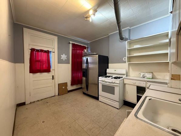 11339 S Langley Ave #1