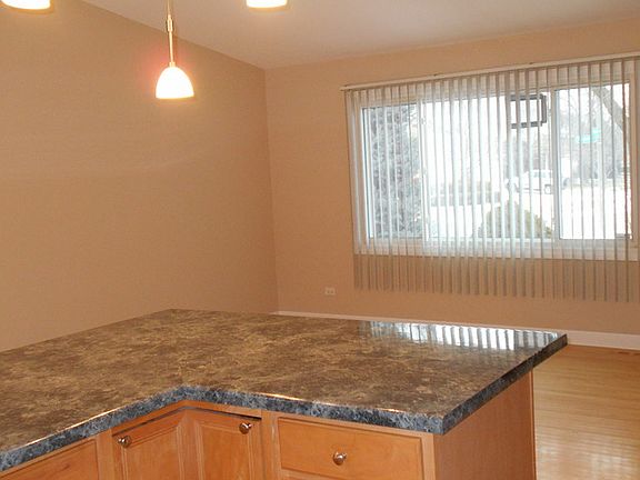 5th image of 1927 Aspen Dr