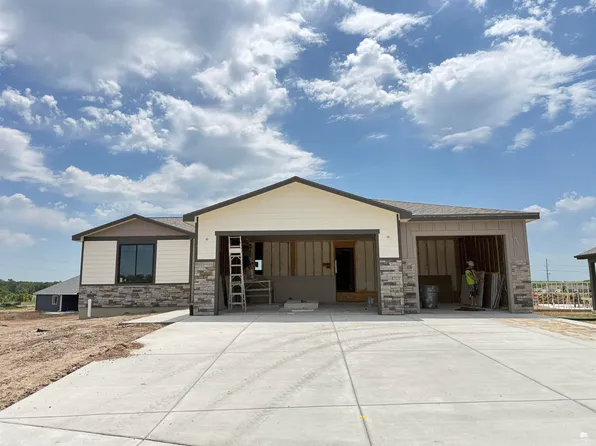 9166 Camp Ct, Manhattan, KS 66502