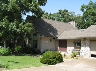 24 Mission Hills Ln, Holiday Island, AR 72631