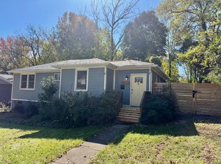 1432 Winston Dr, Charlotte, NC 28205