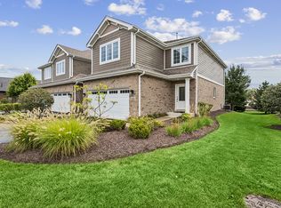 12424 Lacey Dr, Lemont, IL 60439
