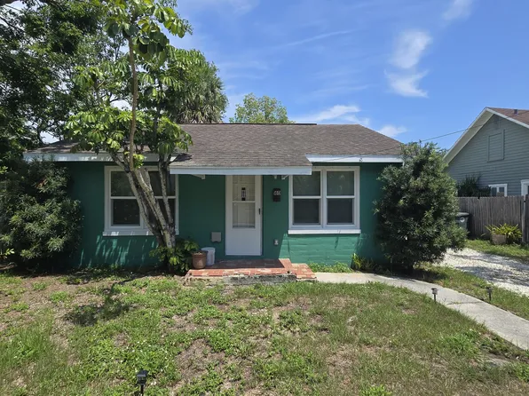 160 Kingston Ave, Daytona Beach, FL 32114