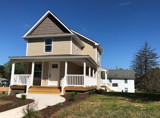 205 Pendleton St, Radford, VA 24141