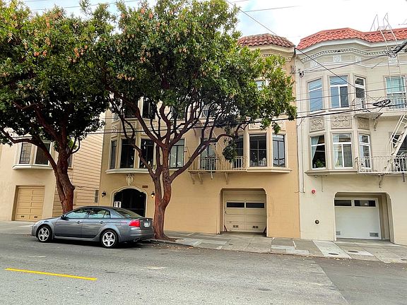2nd image of 2929 Gough St #3