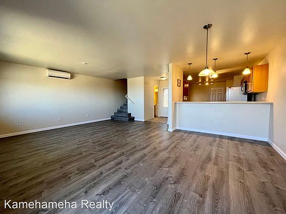 3rd image of 92-7143 Elele St APT 1005