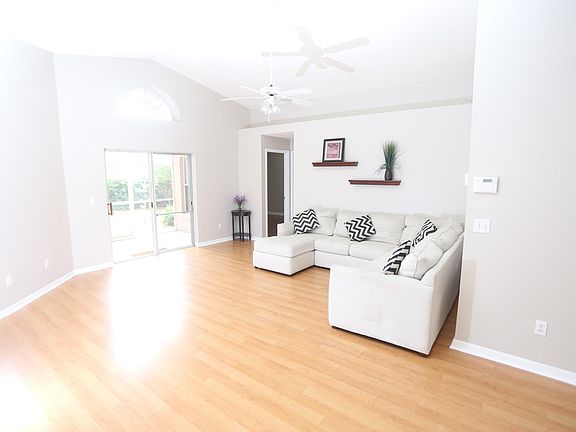 3rd image of 10544 Sun Villa Blvd