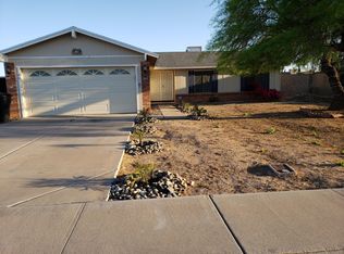 8639 W Lawrence Ln, Peoria, AZ 85345
