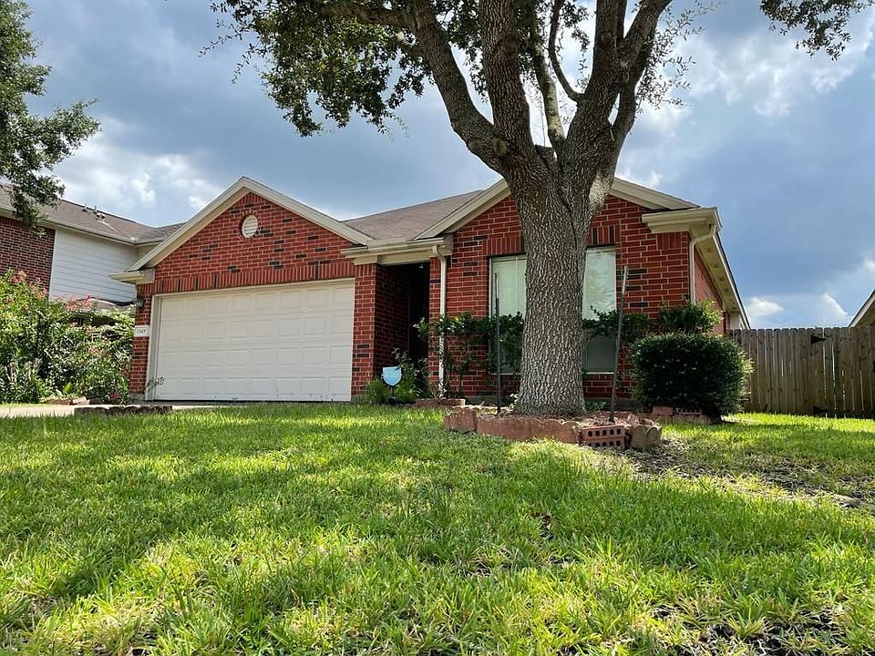 1st image of 13435 Royal Park Dr