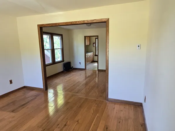 390 Georges Rd #2, North Brunswick, NJ 08902