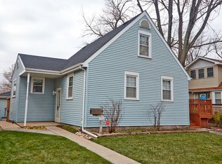 17644 Community St, Lansing, IL 60438