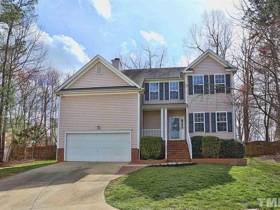 1st image of 2320 Woodbury Dr
