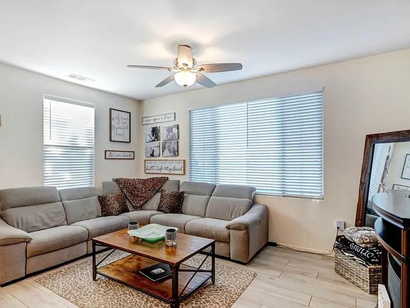 5th image of 3110 E Yountville Dr #2