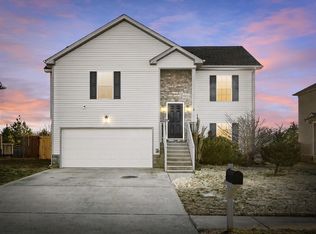 1304 Freedom Dr, Clarksville, TN 37042