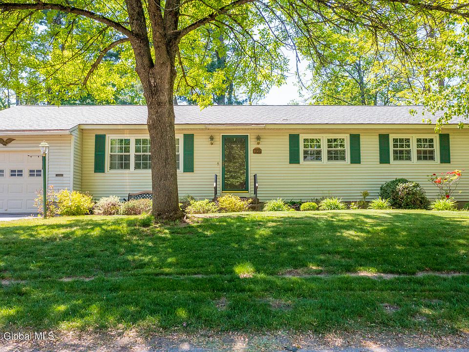 17 Patricia Lane, Saratoga Springs, NY 12866 Zillow