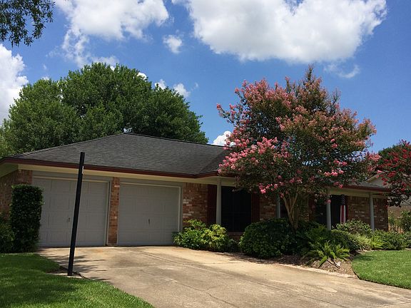 Beautiful front yard