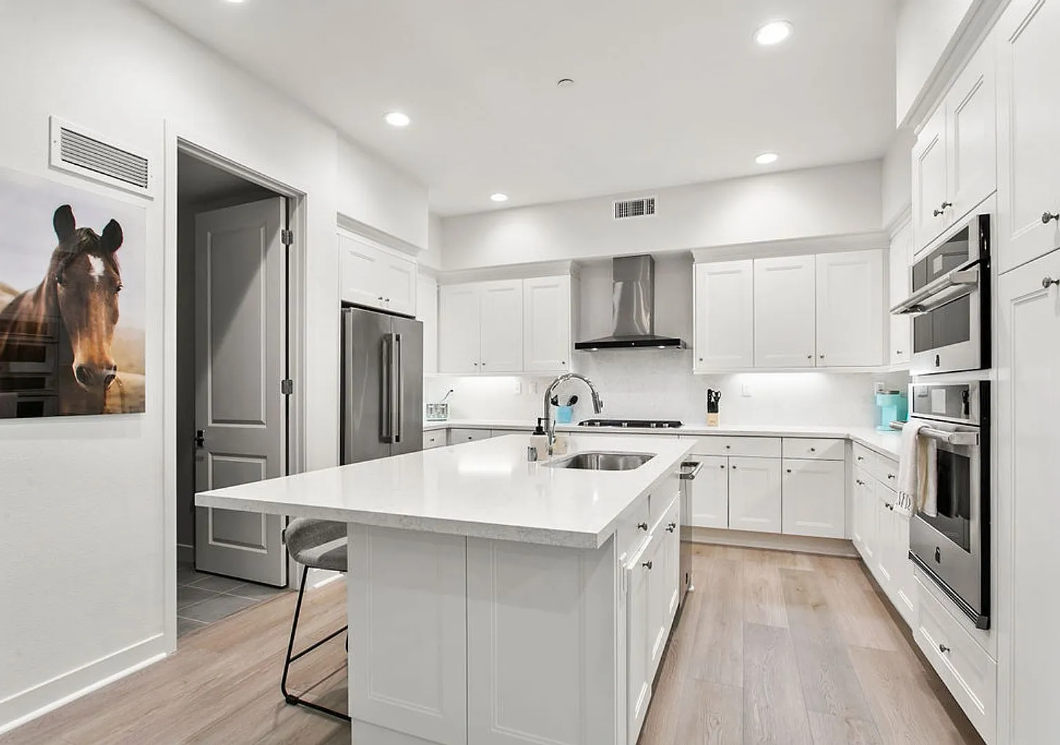 Amazing South Cove Townhome Near Doheny State Beach! — Photo 2