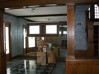 4th image of 67 Oxford Ave
