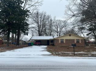 212 Rebecca Ln, Columbus, MS 39702