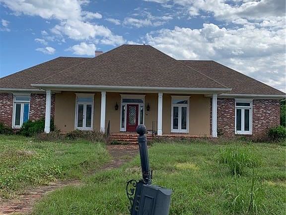 2nd image of 170 Turnberry Dr