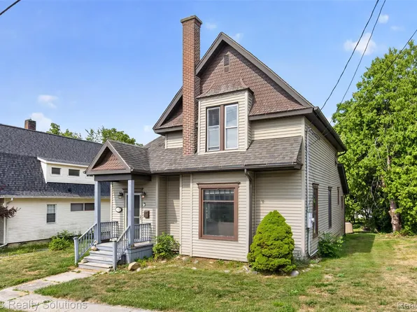307 N Cherry St, Flushing, MI 48433