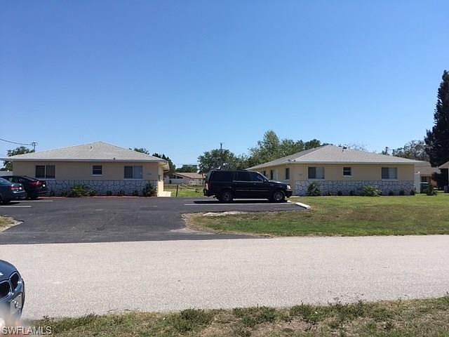1st image of 720/724 Se 4th Terrace