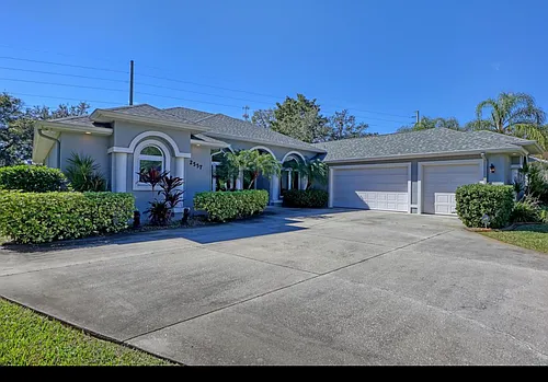 2557 Toups Trl Photo 1