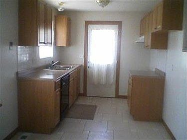 5th image of 5520 Vickie Ln