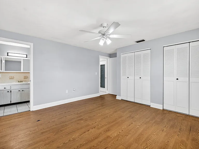 8214 Medford Dr — Photo 12