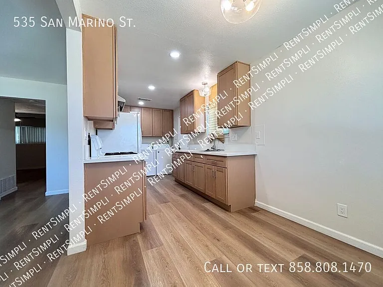 535 San Marino St — Photo 7