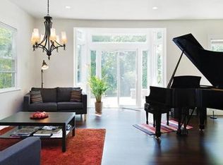 369 Dudley Rd, Newton, MA 02459