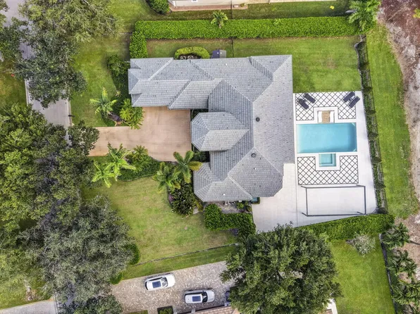 851 FOREST GLEN Lane, Wellington, FL 33414