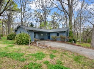 237 Earle Rd, Central, SC 29630