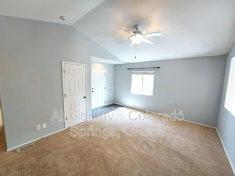 4182 Pioneer Creek Dr — Photo 4