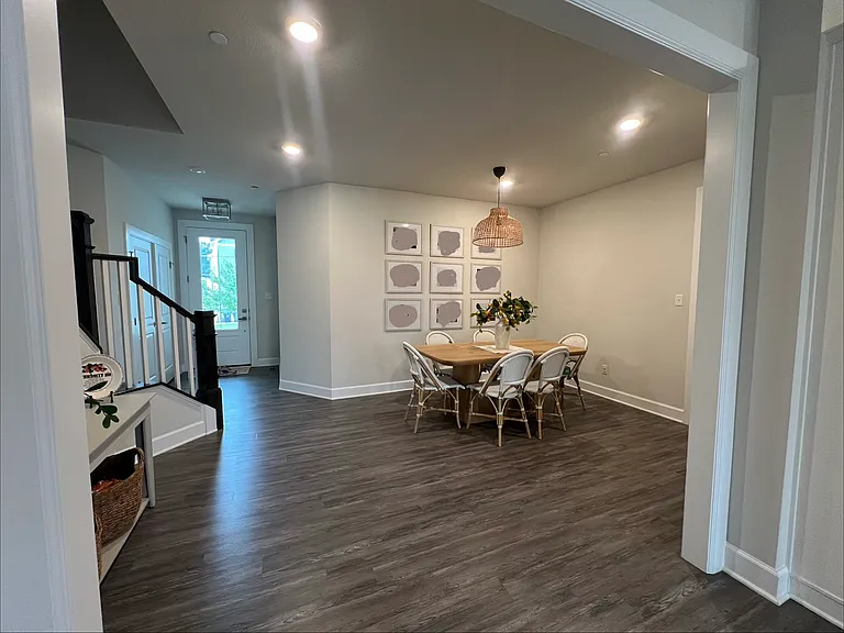 4303 Spruce Rd — Photo 7